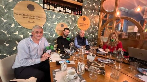 8&ordf; tertulia al hombro 2025