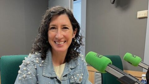 La secretaria general de la Federaci&oacute;n Socialista de Mallorca, Amanda Fern&aacute;ndez, en Onda Cero Mallorca