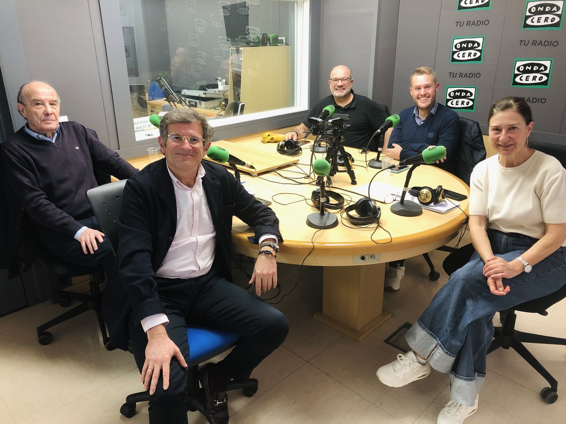 ¿Quién es el responsable del retraso en la construcción de las nuevas viviendas del Barrio de San Antón de Elche? ¿Quién es el responsable del retraso en la construcción de las nuevas viviendas del Barrio de San Antón de Elche?