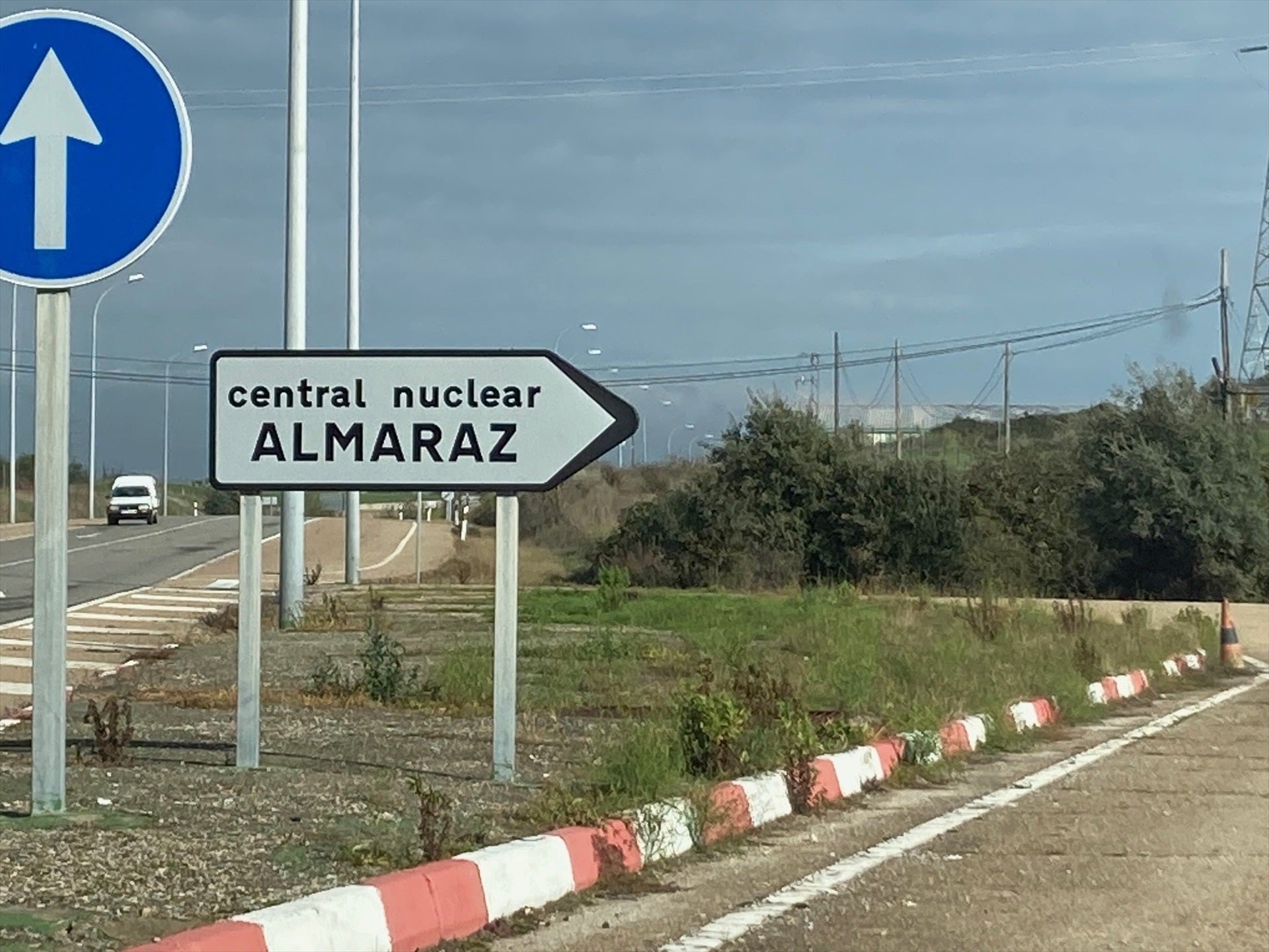 Apagones en Extremadura para evitar el cierre de la central nuclear de Almaraz Apagones en Extremadura para evitar el cierre de la central nuclear de Almaraz