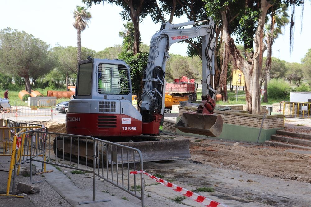 GEN Puerto Real inicia los trabajos de renovación de un tramo de tubería en las calles Lazareto y Amargura GEN Puerto Real inicia los trabajos de renovación de un tramo de tubería en las calles Lazareto y Amargura