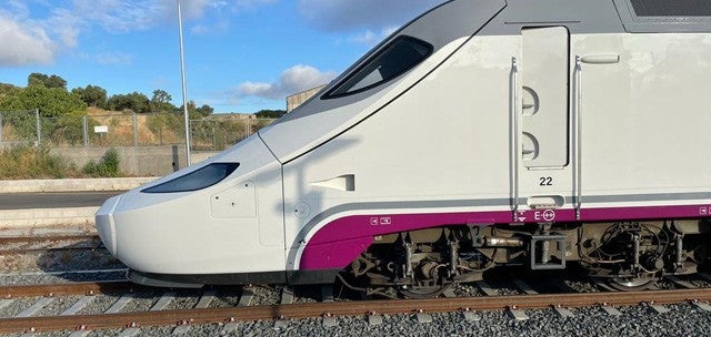 Capellán emplaza a Sánchez y Puente a cumplir con el tren a Madrid en menos de tres horas con parada en Calahorra Capellán emplaza a Sánchez y Puente a cumplir con el tren a Madrid en menos de tres horas con parada en Calahorra