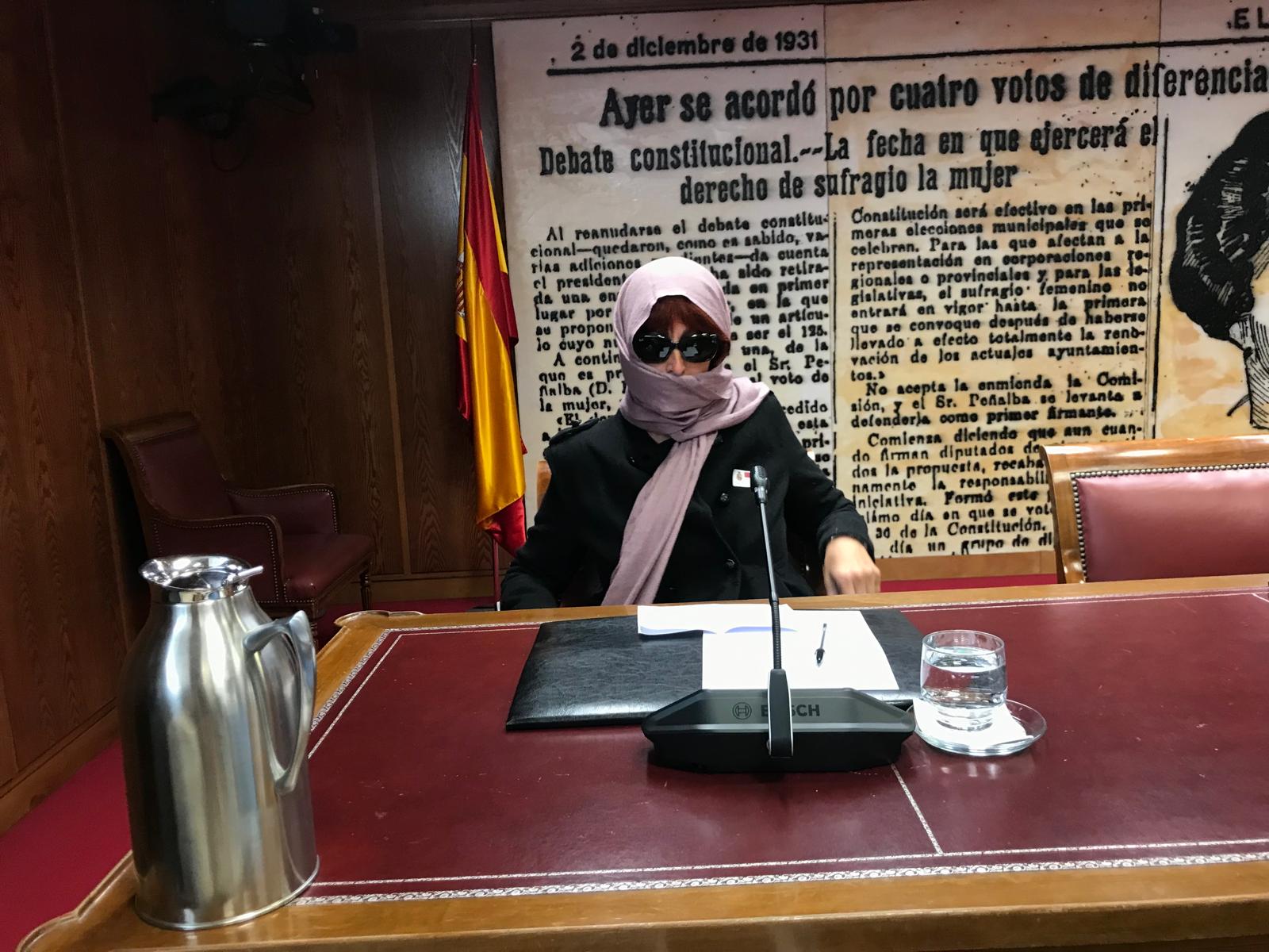 La ex pareja de Koldo llega al Senado enmascarada y no declara La ex pareja de Koldo llega al Senado enmascarada y no declara