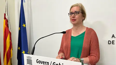 Gema Escolano (Vox) en una rueda de prensa en el Ayuntamiento de Crevillent. Gema Escolano (Vox) en una rueda de prensa en el Ayuntamiento de Crevillent.