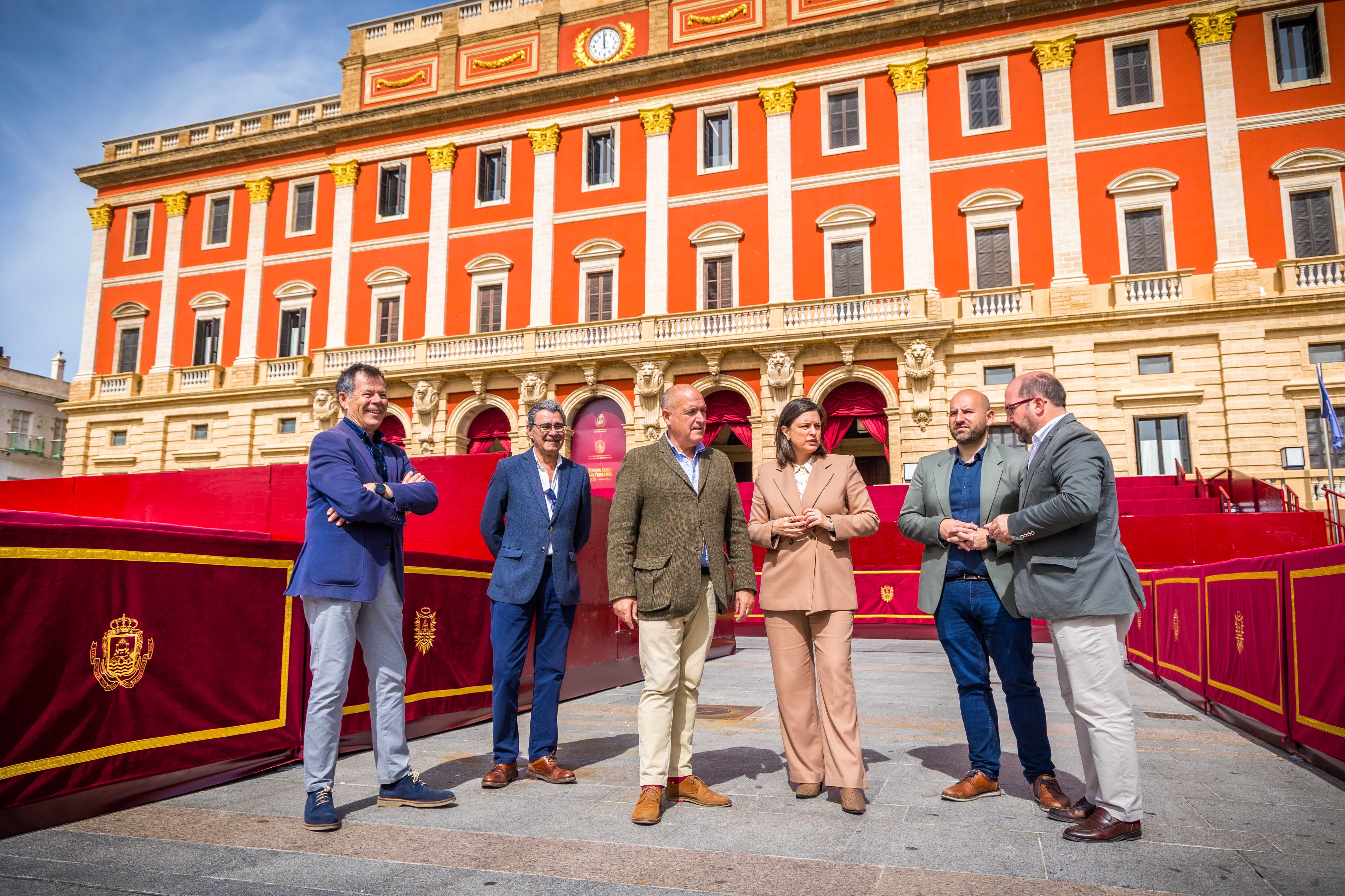 Viamed y el Ayuntamiento de San Fernando impulsan un centro de atención de fisioterapia para cargadores en la Semana Santa Viamed y el Ayuntamiento de San Fernando impulsan un centro de atención de fisioterapia para cargadores en la Semana Santa
