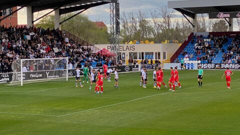 Acci&oacute;n defensiva en el &uacute;ltimo partido en casa