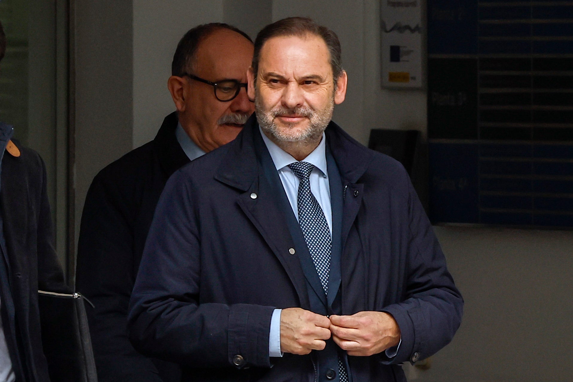 Ábalos reaparece y exige votar desde la cárcel: "Mi derecho parlamentario sigue intacto" Ábalos reaparece y exige votar desde la cárcel: "Mi derecho parlamentario sigue intacto"