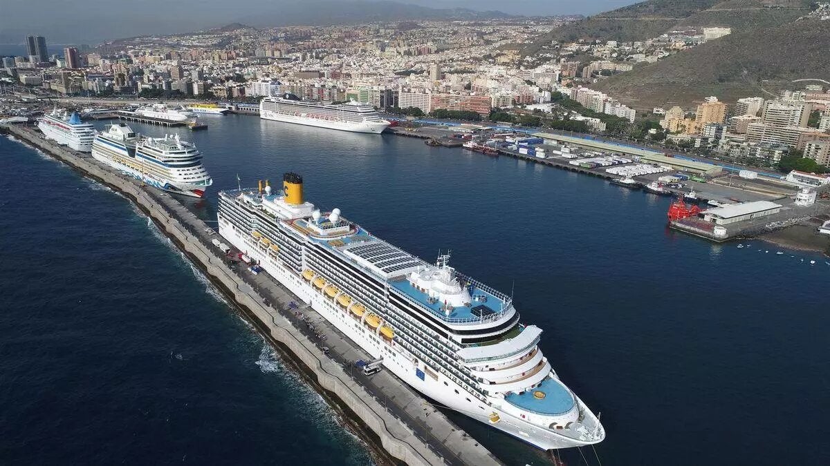 La Brújula de Canarias 14/04/2025 La Brújula de Canarias 14/04/2025