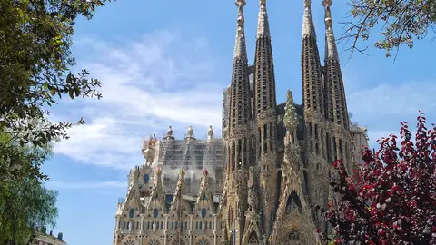 El papa aprueba el primer paso para la beatificación del arquitecto Antoni Gaudí