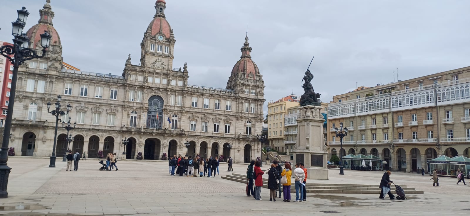 El Concello de A Coruña anuncia que aplicará la tasa turística desde el próximo 29 de septiembre El Concello de A Coruña anuncia que aplicará la tasa turística desde el próximo 29 de septiembre
