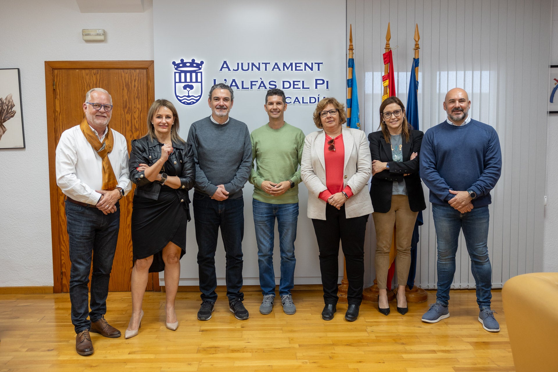 L’Alfàs del Pi y HOSBEC ratifican el convenio de colaboración para la implantación de herramientas Destino Turístico Inteligente L’Alfàs del Pi y HOSBEC ratifican el convenio de colaboración para la implantación de herramientas Destino Turístico Inteligente