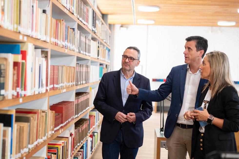 El Institut Valencià de Cultura reabre la biblioteca del Museu de Belles Arts de Castelló tras un año cerrada por las lluvias El Institut Valencià de Cultura reabre la biblioteca del Museu de Belles Arts de Castelló tras un año cerrada por las lluvias