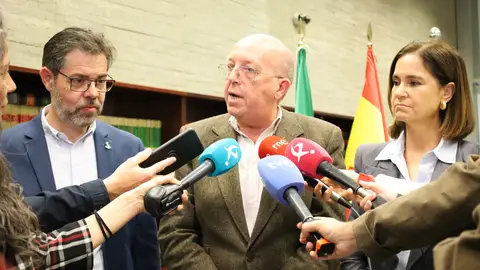 La Junta cierra un importante acuerdo con las centrales sindicales para aprobar el Plan de Recursos Humanos del INFOEX La Junta cierra un importante acuerdo con las centrales sindicales para aprobar el Plan de Recursos Humanos del INFOEX