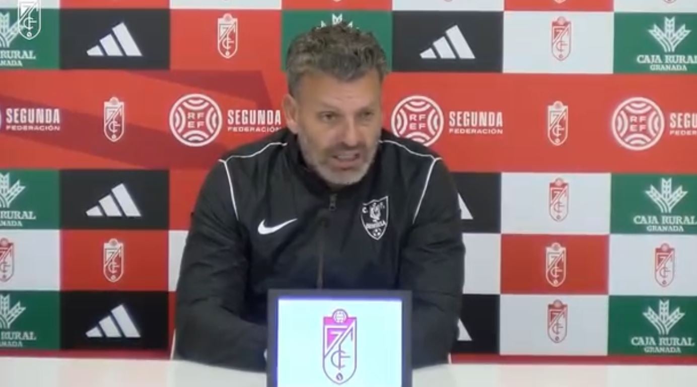 Pato cree que el Orihuela perdió la oportunidad de ganar en Granada durante la primera parte Pato cree que el Orihuela perdió la oportunidad de ganar en Granada durante la primera parte