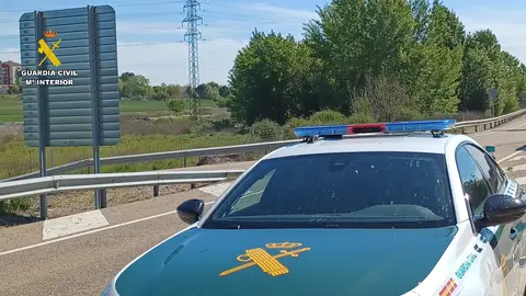 Investigado por desobediencia grave y conducción temeraria al saltarse un control en Velilla .