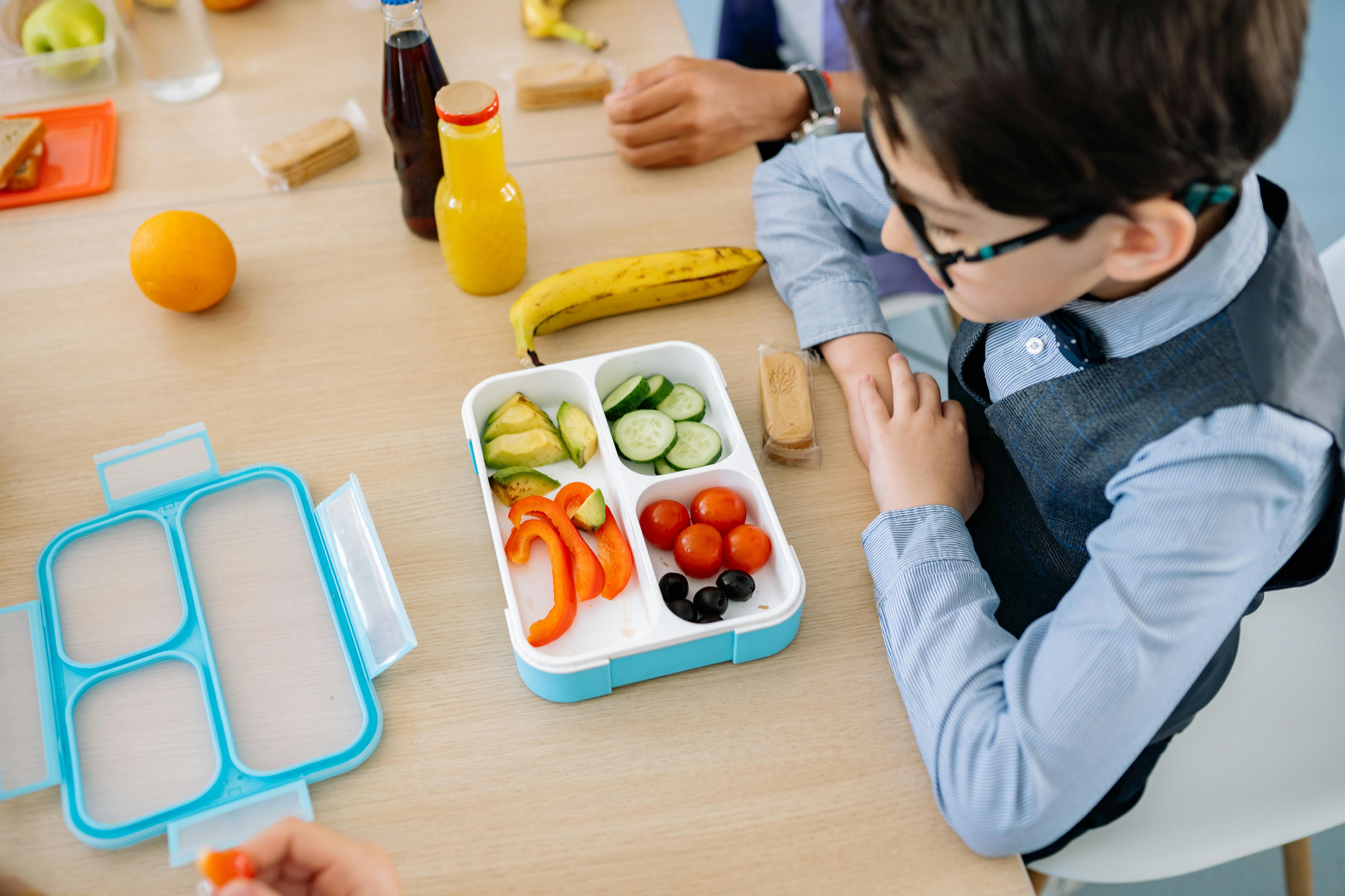 El Gobierno aprueba el cambio de alimentación escolar: más productos locales saludables y menos procesados El Gobierno aprueba el cambio de alimentación escolar: más productos locales saludables y menos procesados