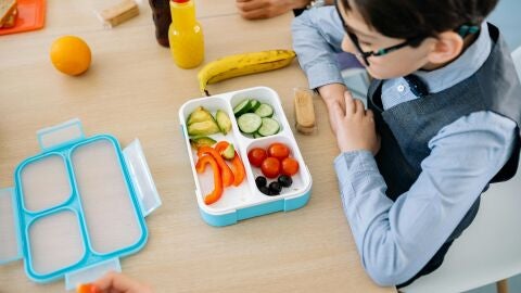 El Gobierno aprueba menús escolares más saludables y sostenibles para combatir la desigualdad alimentaria El Gobierno aprueba menús escolares más saludables y sostenibles para combatir la desigualdad alimentaria