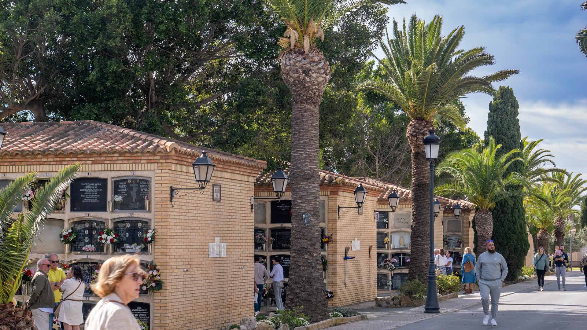Benidorm cerrará el 22 de abril el acceso al cementerio Sant Jaume desde l’Assagador de Ricardo Benidorm cerrará el 22 de abril el acceso al cementerio Sant Jaume desde l’Assagador de Ricardo