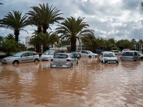 La Brújula de Canarias 16/04/2025 La Brújula de Canarias 16/04/2025