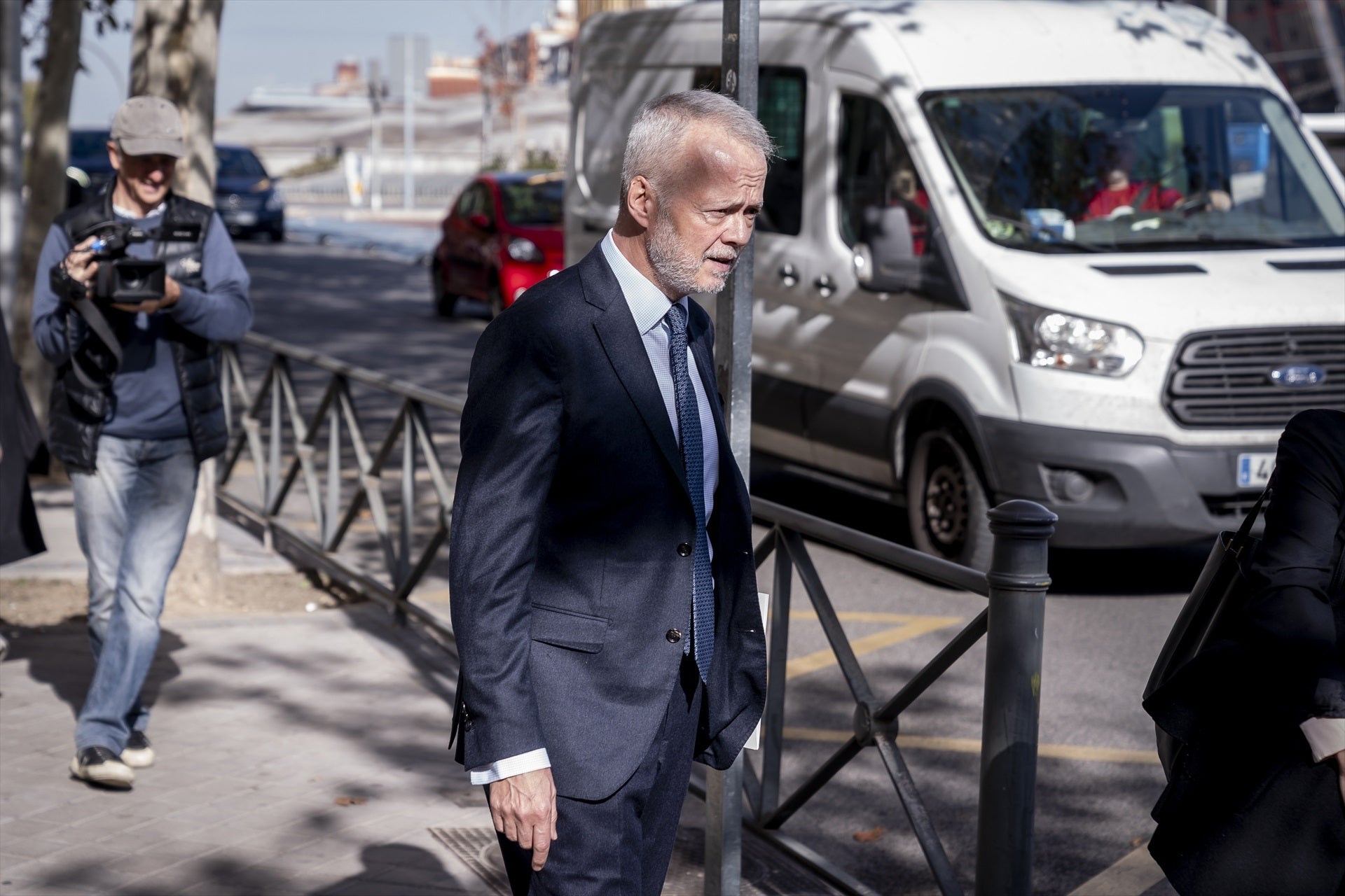 El juez Peinado multa al abogado de Begoña Gómez con 5.000 €: un hecho inédito El juez Peinado multa al abogado de Begoña Gómez con 5.000 €: un hecho inédito