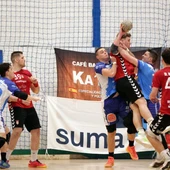 El Balonmano Mare Nostrum Torrevieja sale del descenso tras vencer al Elda 29-26 en Primera Nacional El Balonmano Mare Nostrum Torrevieja sale del descenso tras vencer al Elda 29-26 en Primera Nacional