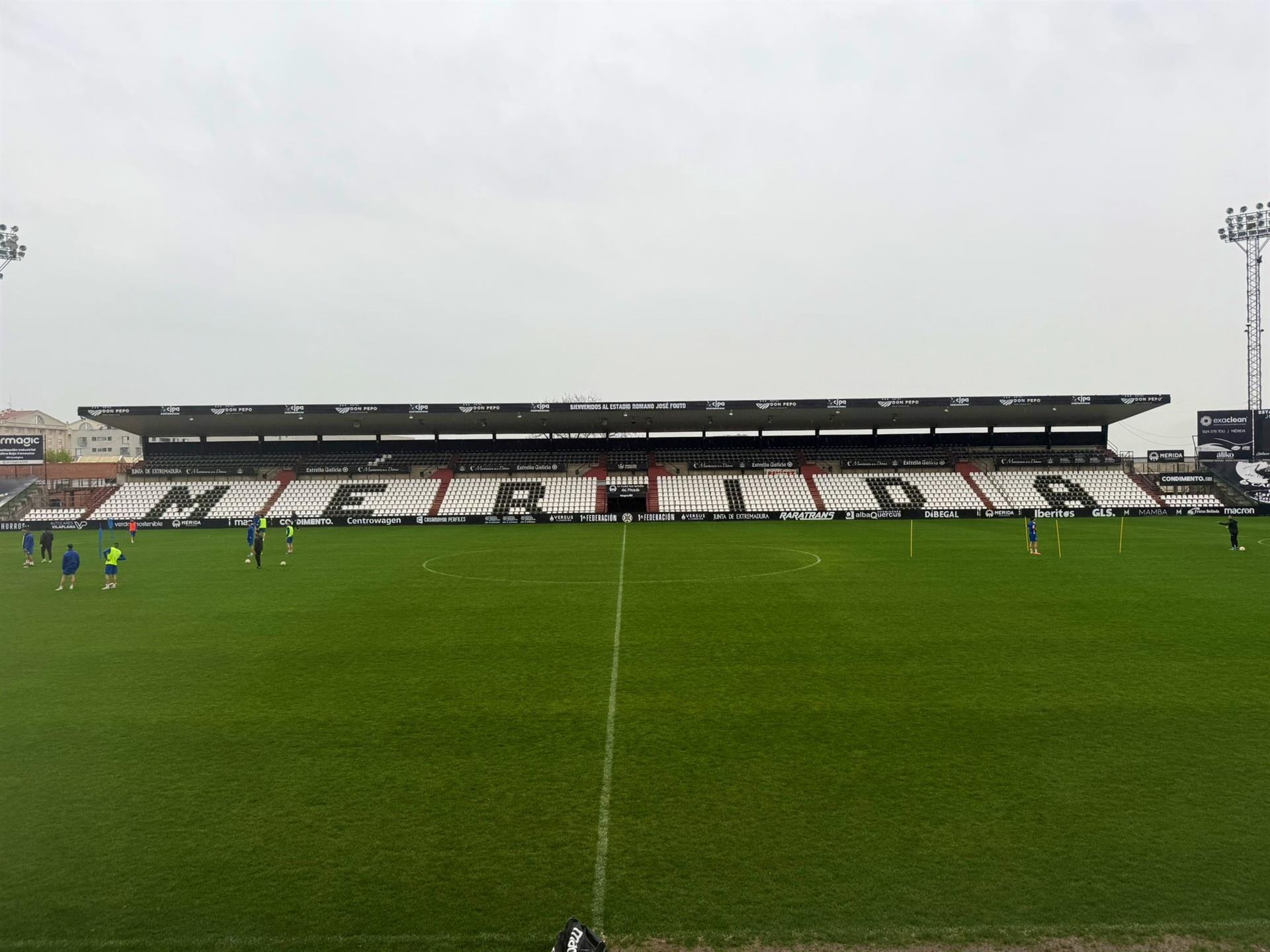 El holding británico propietario del Brentford de la Premier League inglesa compra el AD Mérida El holding británico propietario del Brentford de la Premier League inglesa compra el AD Mérida