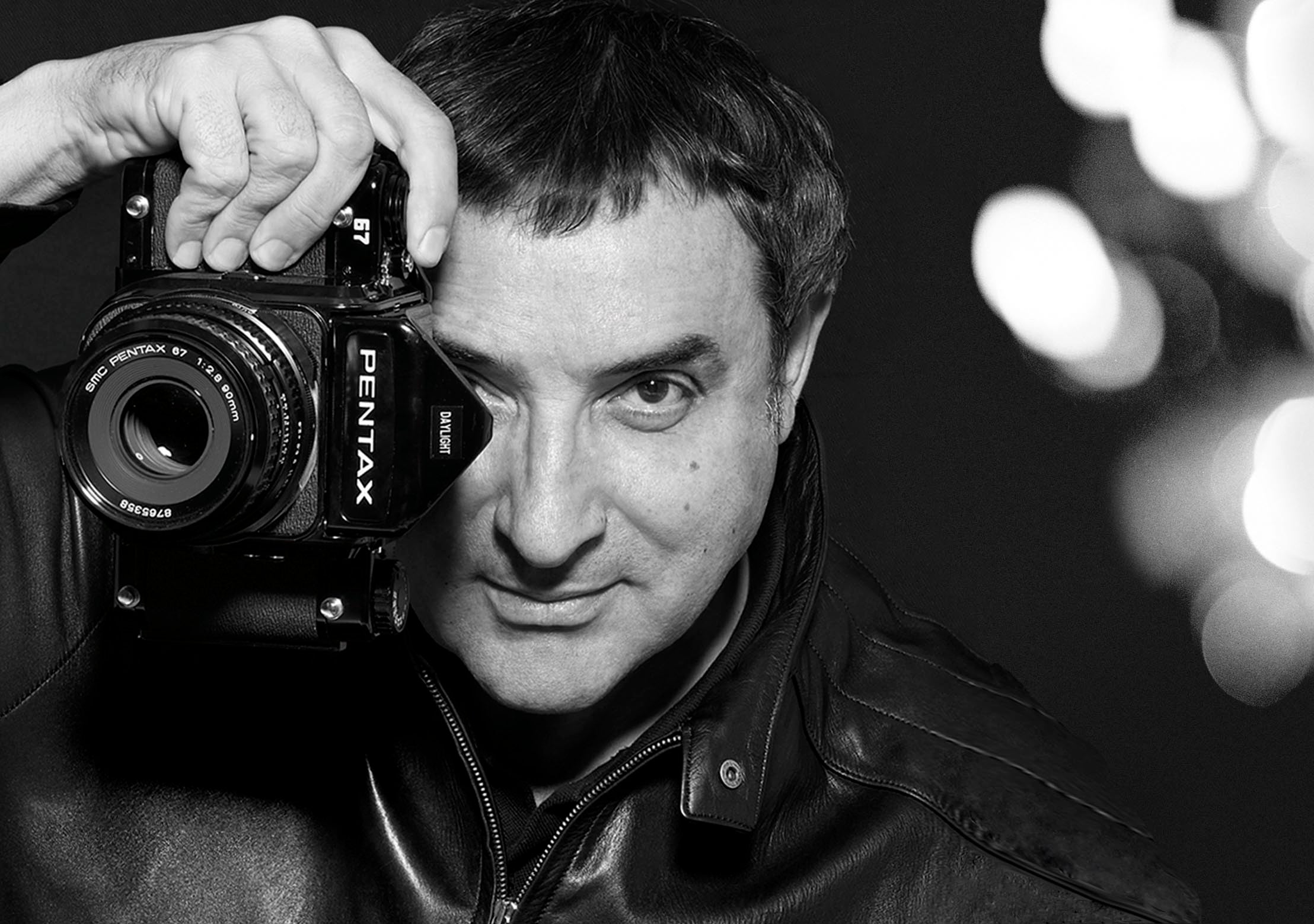 De A Merca ao universo co prestixioso fotógrafo ourensán, Manuel Outumuro De A Merca ao universo co prestixioso fotógrafo ourensán, Manuel Outumuro