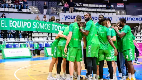 Amics apura los últimos sorbos de la Primera FEB Amics apura los últimos sorbos de la Primera FEB