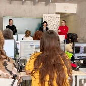 Convega imparte ocho cursos de formación para reducir la brecha digital en la Vega Baja