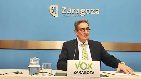 El portavoz de VOX en el Ayuntamiento de Zaragoza, Julio Calvo El portavoz de VOX en el Ayuntamiento de Zaragoza, Julio Calvo