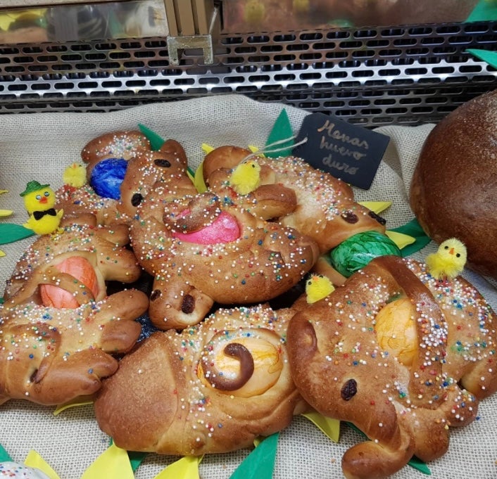 El hornero Fede Saurí nos desvela los secretos de la 'Mona de Pascua' y el 'Panquemao' El hornero Fede Saurí nos desvela los secretos de la 'Mona de Pascua' y el 'Panquemao'