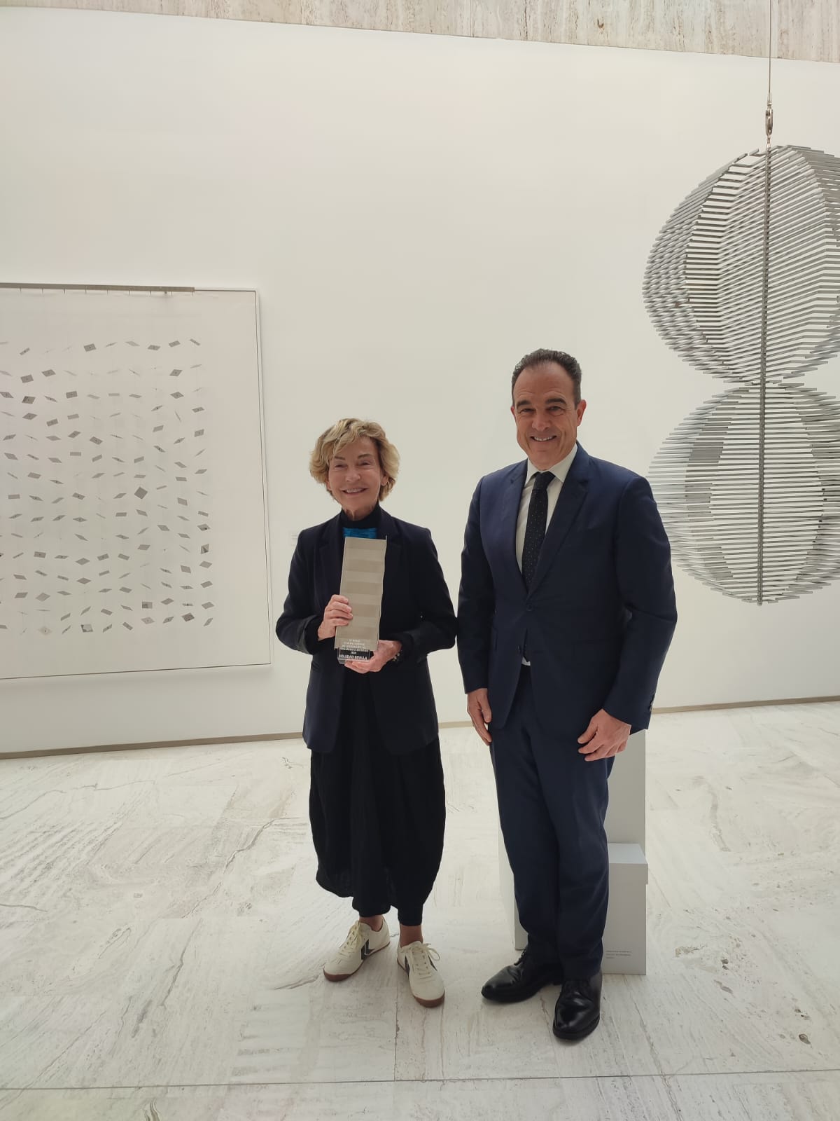 El II Premio Eusebio Sempere recae en las manos de Soledad Sevilla El II Premio Eusebio Sempere recae en las manos de Soledad Sevilla