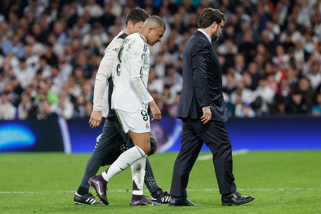 Las pruebas confirman el esguince de tobillo derecho de Mbappé Las pruebas confirman el esguince de tobillo derecho de Mbappé