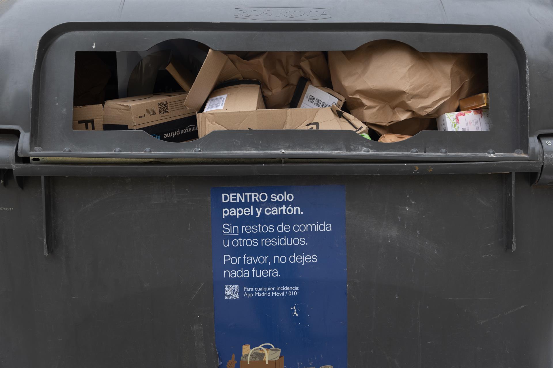 Empresas y sindicatos alcanzan un preacuerdo para poner fin a la huelga de basuras Empresas y sindicatos alcanzan un preacuerdo para poner fin a la huelga de basuras