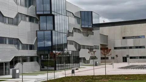 El nuevo hospital se ubica en El Terminillo, a las afueras de la ciudad de Cuenca El nuevo hospital se ubica en El Terminillo, a las afueras de la ciudad de Cuenca