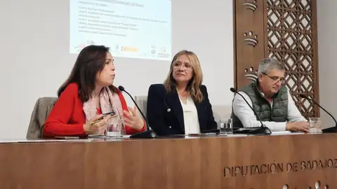 La Semana Cultural de Torre de Miguel Sesmero ofrece una muestra sobre la columna de los ocho mil y un mercado de artesanía La Semana Cultural de Torre de Miguel Sesmero ofrece una muestra sobre la columna de los ocho mil y un mercado de artesanía