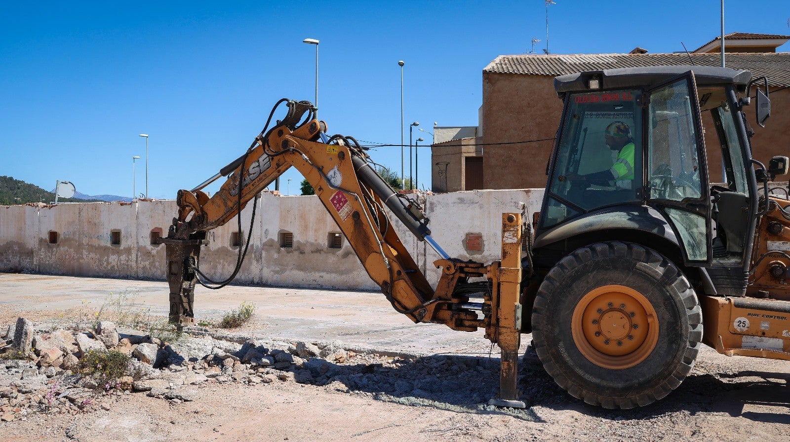 Onda inicia las obras del nuevo aparcamiento de La Cossa con más de 200 plazas Onda inicia las obras del nuevo aparcamiento de La Cossa con más de 200 plazas