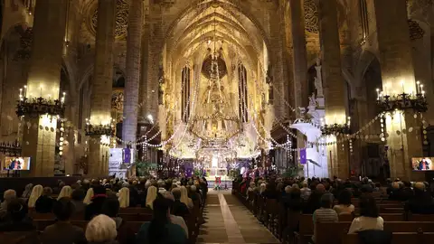 El obispo de Mallorca, Sebastià Taltavull preside una celebración en la Catedral El obispo de Mallorca, Sebastià Taltavull preside una celebración en la Catedral