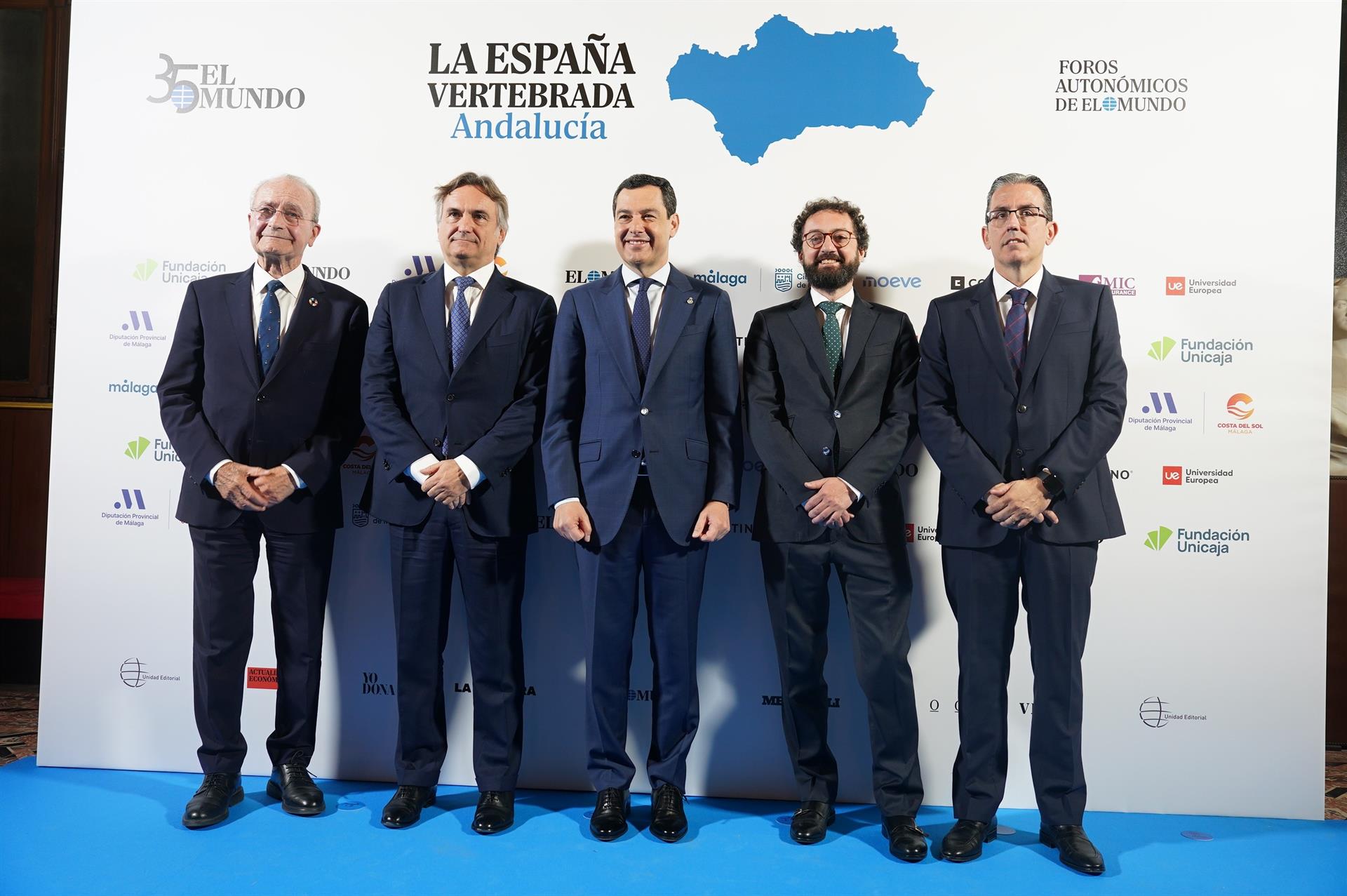 Andalucía asumirá el coste del transporte de menores de 14 años y llevará a los tribunales el "abuso de poder" de Puente Andalucía asumirá el coste del transporte de menores de 14 años y llevará a los tribunales el "abuso de poder" de Puente