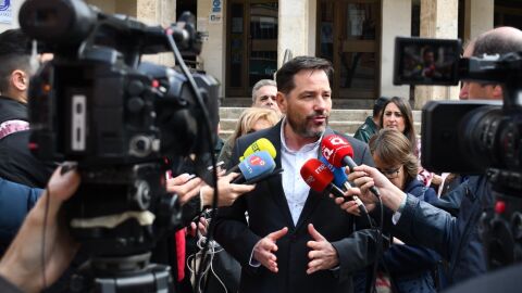 David Broce&ntilde;o atiende a los medios