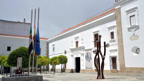 Banderas a media asta en la Asamblea
