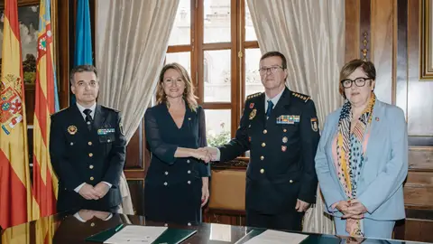 Castelló y la Subdelegación del Gobierno firman el nuevo convenio VioGén para mejorar la atención y protección de las víctimas Castelló y la Subdelegación del Gobierno firman el nuevo convenio VioGén para mejorar la atención y protección de las víctimas