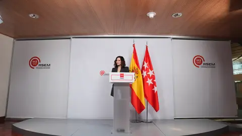 Ayuso: “Un país de luz no puede quedarse a oscuras a ojos del mundo” Ayuso: “Un país de luz no puede quedarse a oscuras a ojos del mundo”