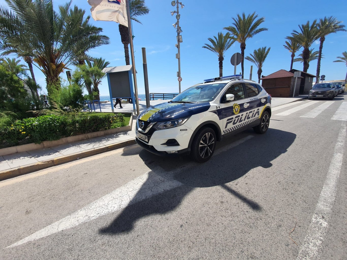 Bomberos y Policía Local de Torrevieja liberaron a más de veinte vecinos atrapados en ascensores y garajes Bomberos y Policía Local de Torrevieja liberaron a más de veinte vecinos atrapados en ascensores y garajes