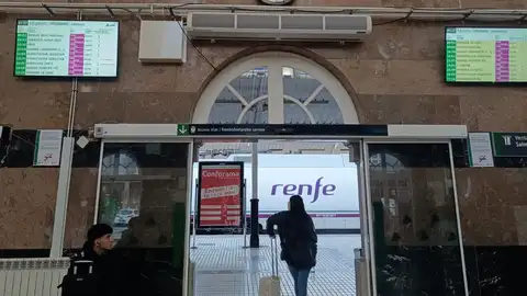 Estación de Renfe de Vitoria-Gasteiz Estación de Renfe de Vitoria-Gasteiz