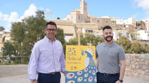 Rafa Triguero, alcalde de Ibiza, junto al concejal de Fiestas, Fran Torres.