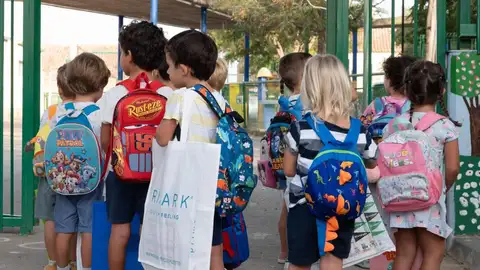 Aragón amplía el proceso de escolarización hasta el 2 de mayo Aragón amplía el proceso de escolarización hasta el 2 de mayo