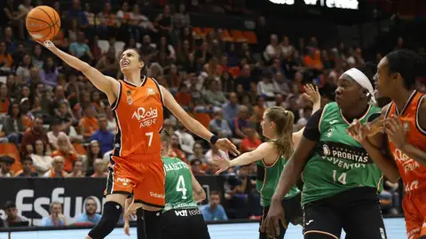 Valencia Basket y Perfumerías Avenida se citan en las semifinales de los playoff por el título de liga Valencia Basket y Perfumerías Avenida se citan en las semifinales de los playoff por el título de liga