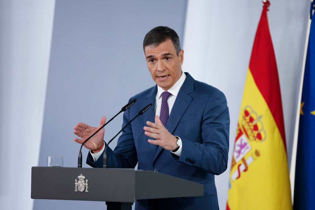 Sánchez asegura que tomará medidas para que el apagón "no vuelva a pasar" y exigirá responsabilidades a todos los operadores privados Sánchez asegura que tomará medidas para que el apagón "no vuelva a pasar" y exigirá responsabilidades a todos los operadores privados