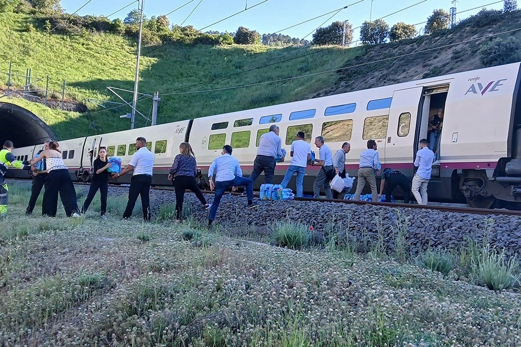 La Audiencia Nacional investiga si un posible delito de ciberterrorismo provocó el apagón La Audiencia Nacional investiga si un posible delito de ciberterrorismo provocó el apagón